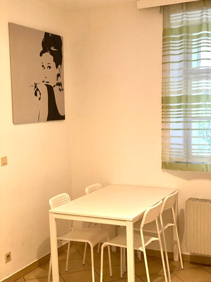 Apartment Opera Wenen Buitenkant foto