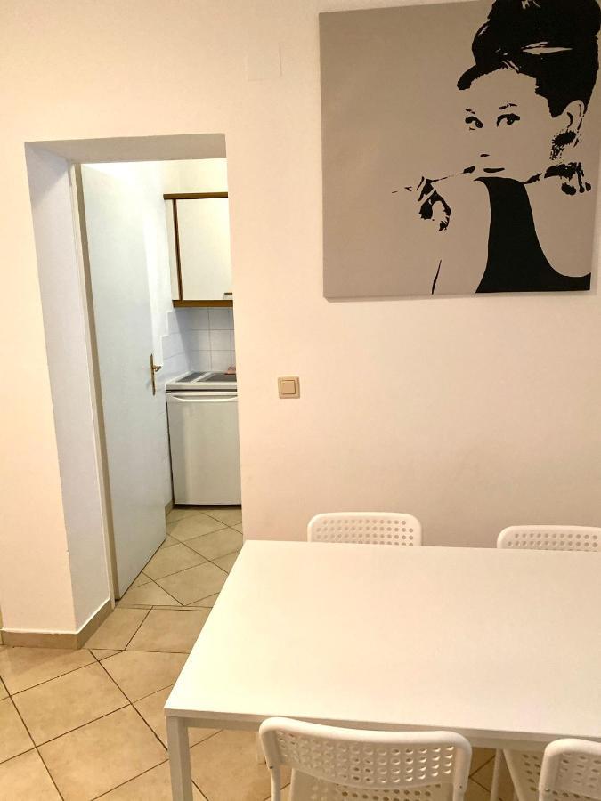 Apartment Opera Wenen Buitenkant foto